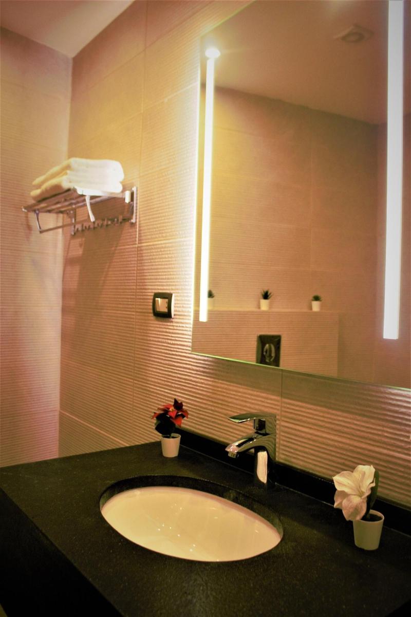 New MerryLand Hotel - Oda