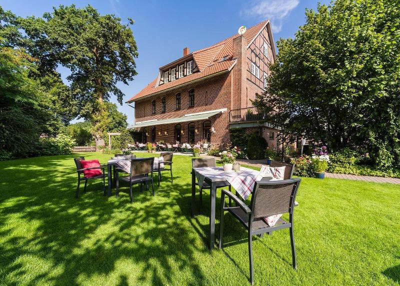 Landhaus Zum Lindenhof - Restoran