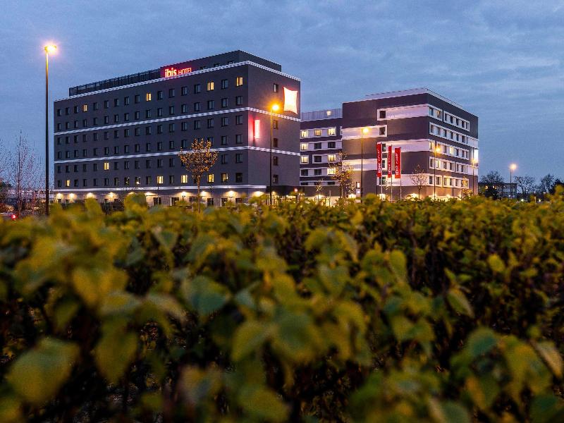 ibis Duesseldorf airport - Genel