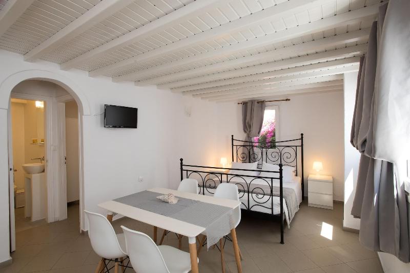 Lirous Studios - Oda
