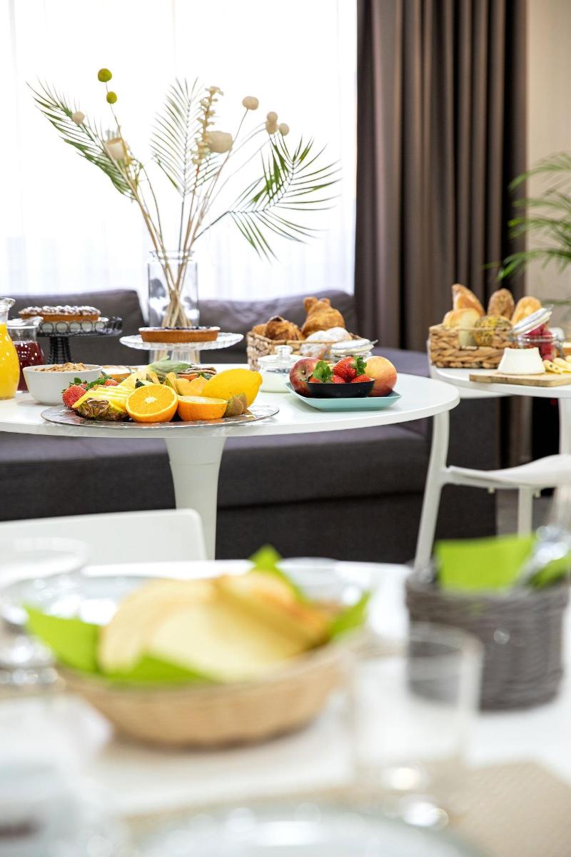 Noah Suite Hotel - Genel
