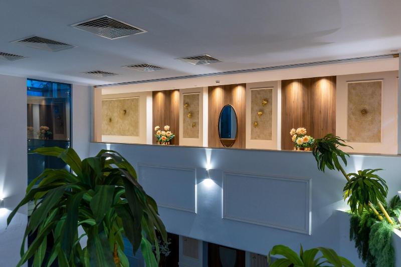 Leonardo Boutique Hotel Larnaca - Lobi
