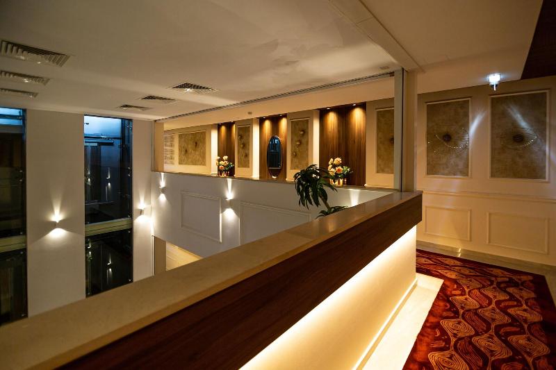 Leonardo Boutique Hotel Larnaca - Lobi