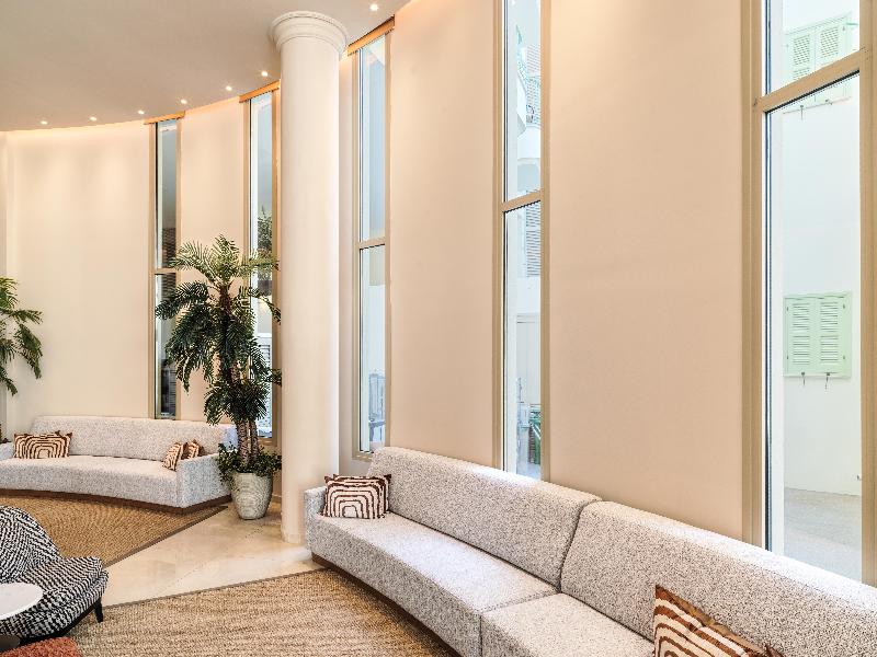 Leonardo Boutique Hotel Larnaca - Lobi