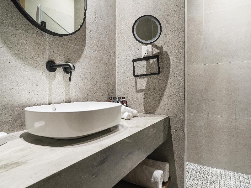 Leonardo Boutique Hotel Larnaca - Oda
