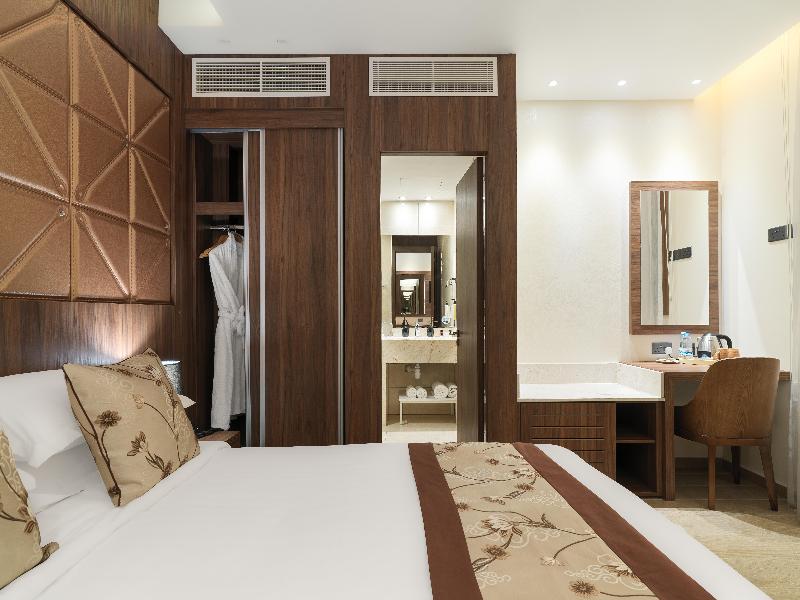 Leonardo Boutique Hotel Larnaca - Oda