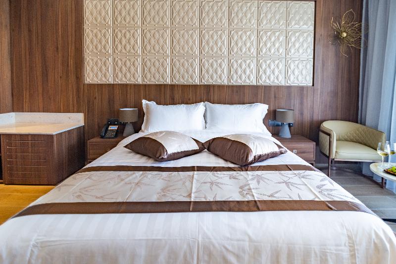Leonardo Boutique Hotel Larnaca - Oda