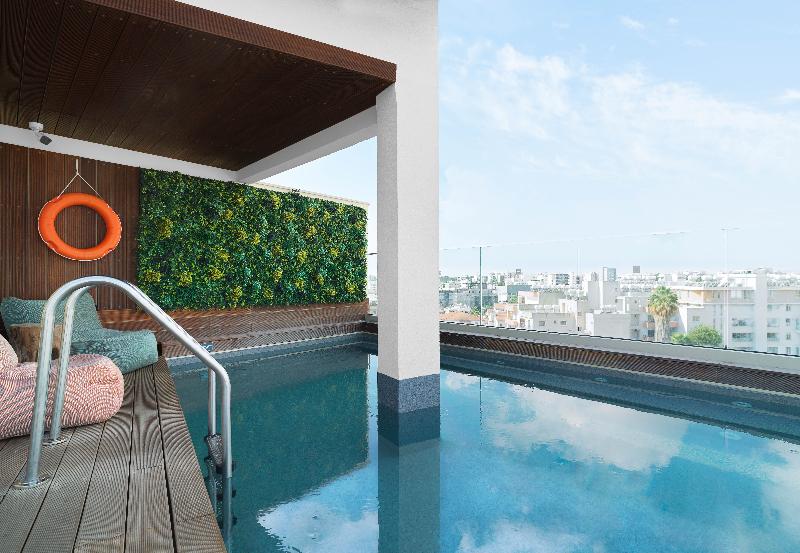 Leonardo Boutique Hotel Larnaca - Havuz