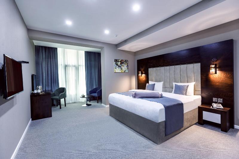 Parallel Hotel - Lobi