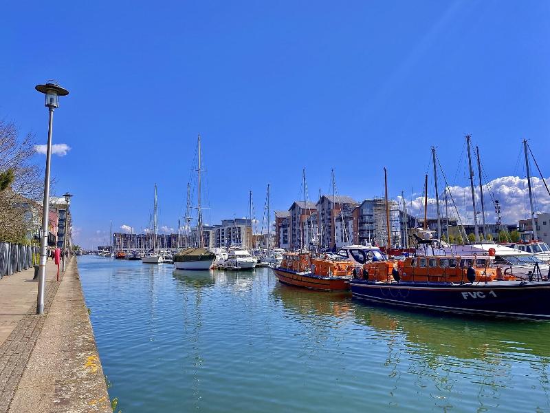 ibis budget Portishead Marina - Genel