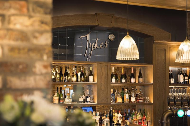 Sandburn Hall Hotel - Bar