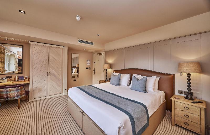 Sandburn Hall Hotel - Oda