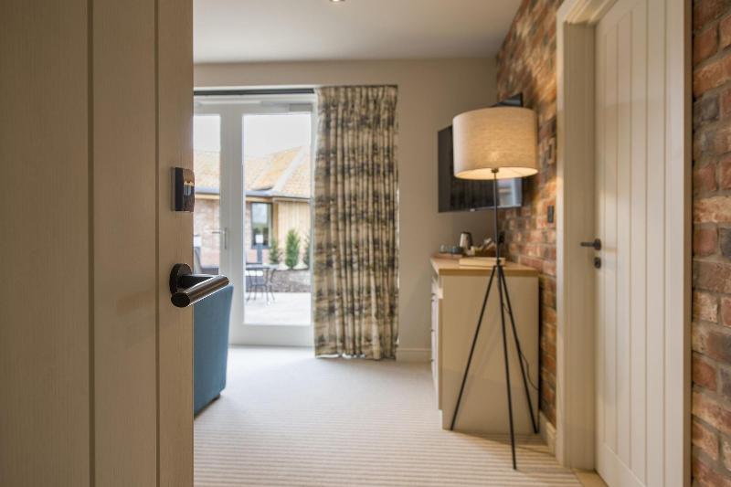 Sandburn Hall Hotel - Oda