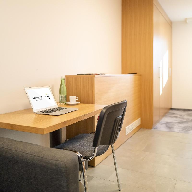 FIRMAMENT Hotel - Oda