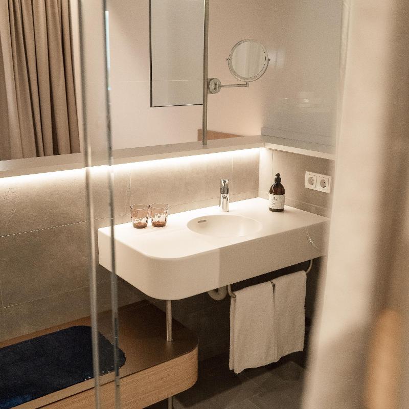 FIRMAMENT Hotel - Oda