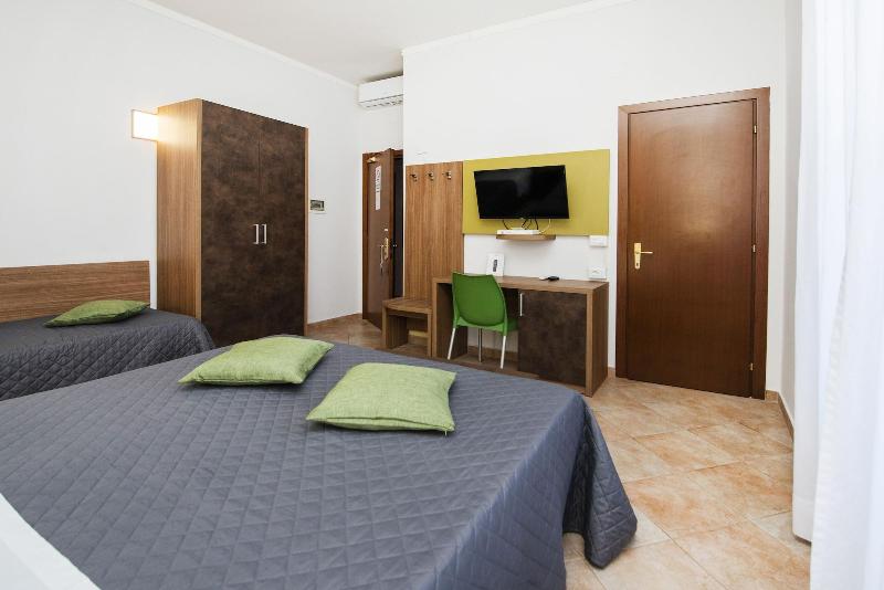 Gu Hotel - Oda