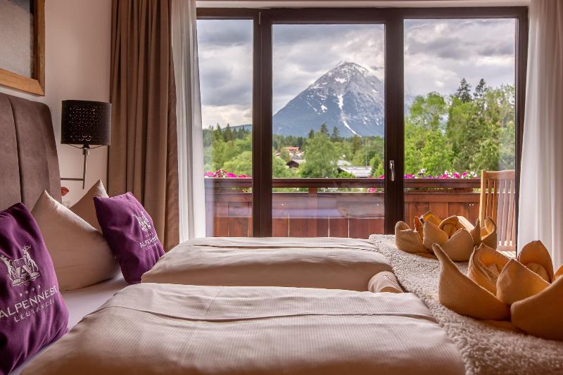 Hotel Alpennest - Oda