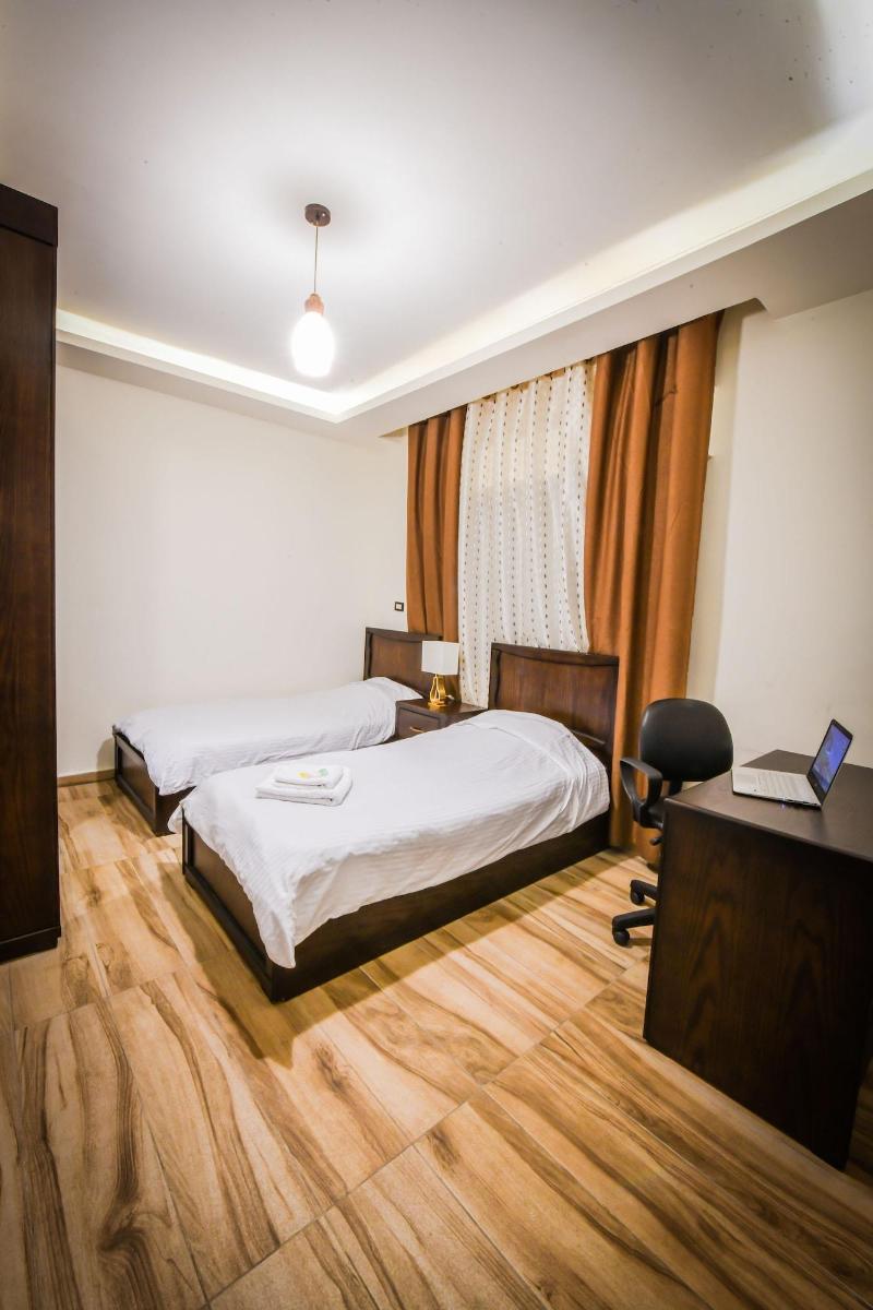 Alqimah Serviced Hotel Apartments - Oda