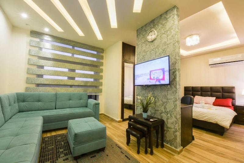 Alqimah Serviced Hotel Apartments - Oda