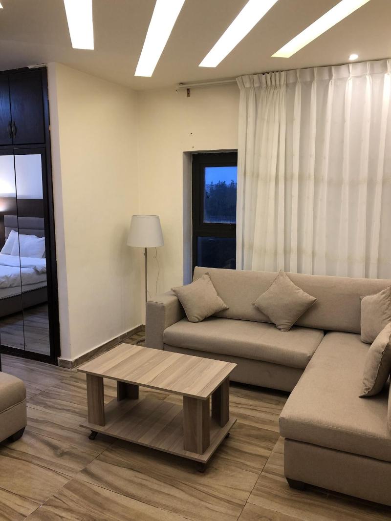 Alqimah Serviced Hotel Apartments - Oda