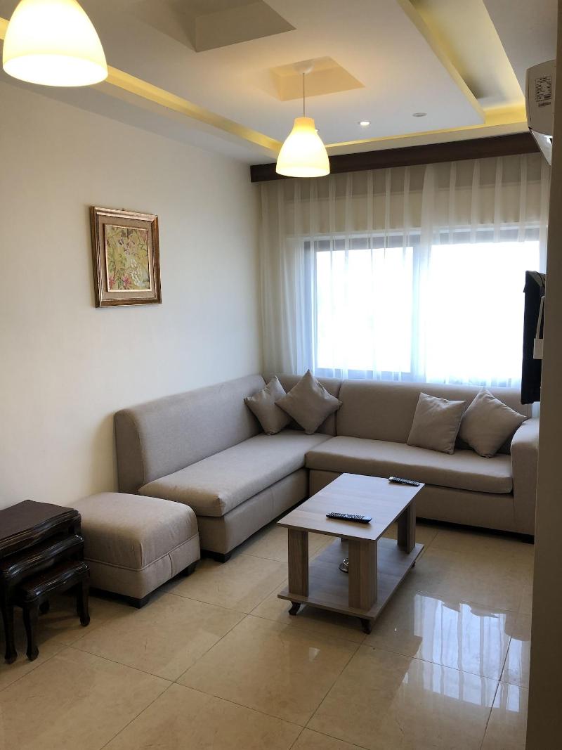 Alqimah Serviced Hotel Apartments - Oda