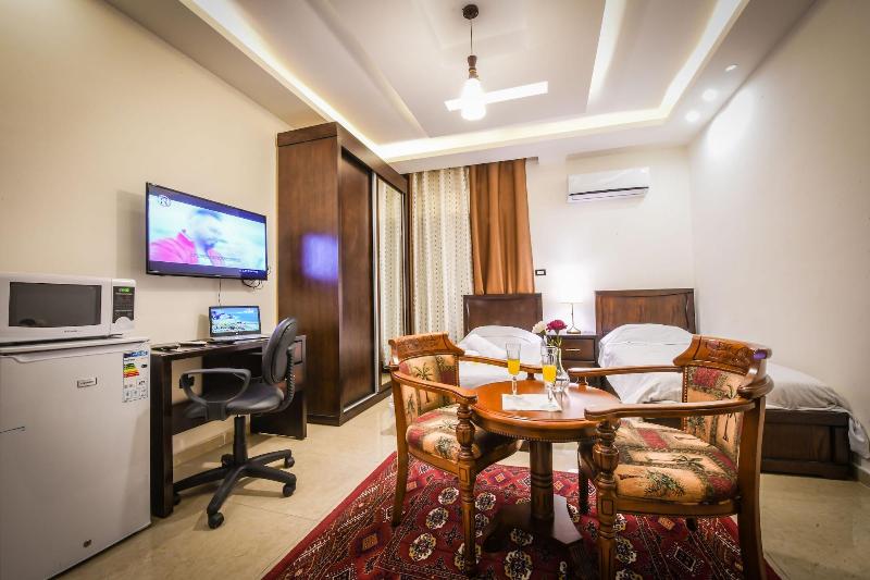 Alqimah Serviced Hotel Apartments - Oda