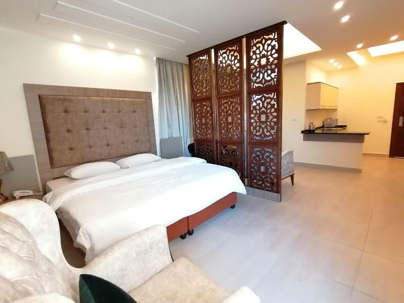 Alqimah Serviced Hotel Apartments - Oda