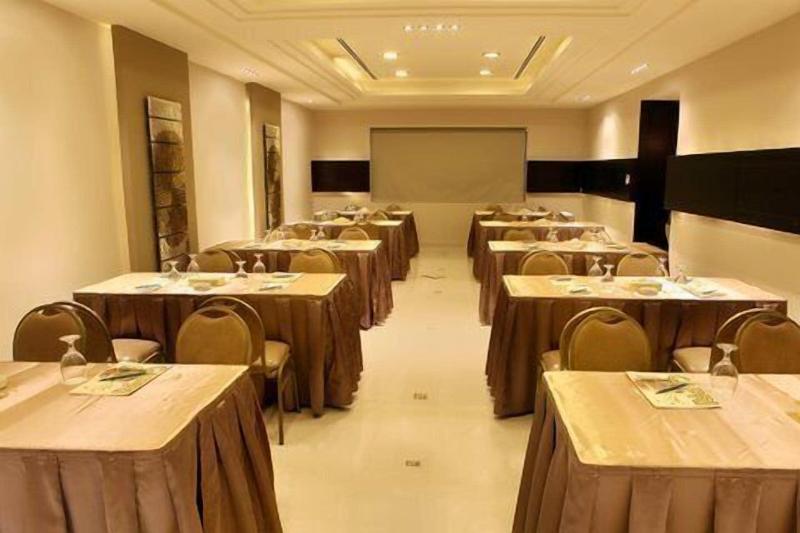 Capri Hotel Suites - Toplantı