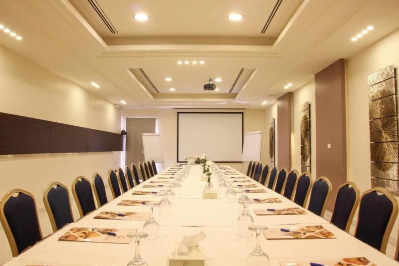 Capri Hotel Suites - Toplantı