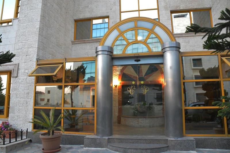Capri Hotel Suites - Genel