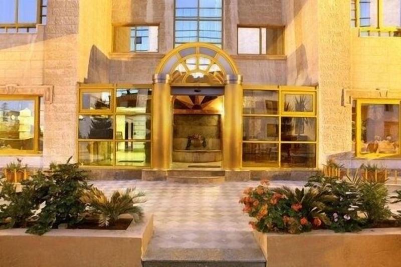 Capri Hotel Suites - Genel