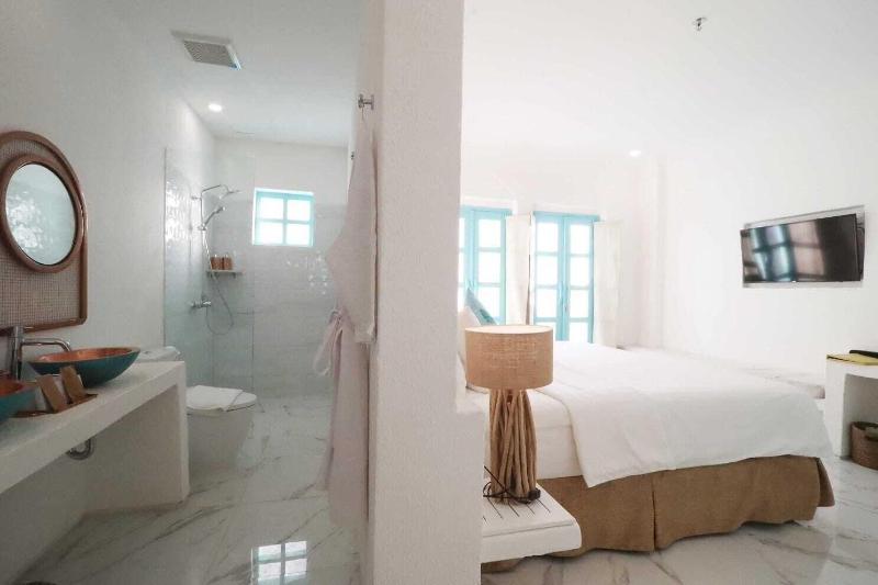 Loccal Collection Hotel - Oda