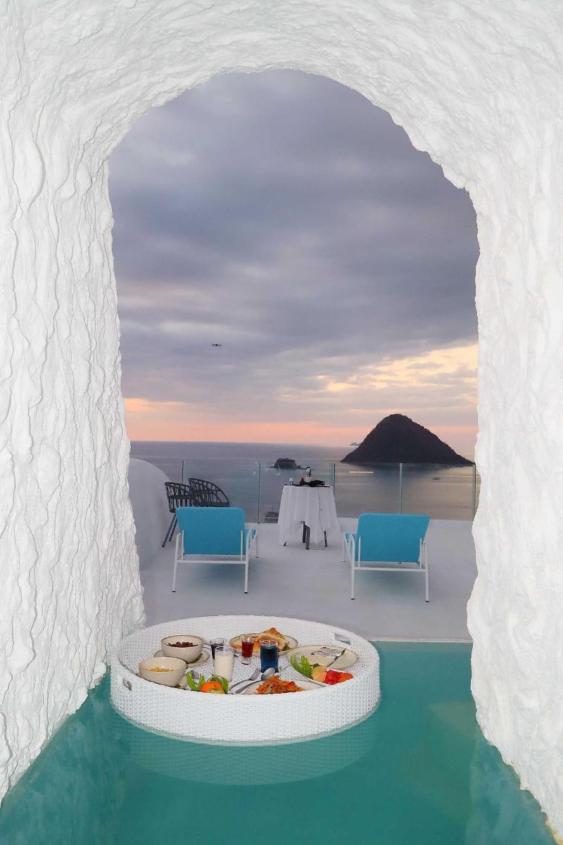 Loccal Collection Hotel - Oda