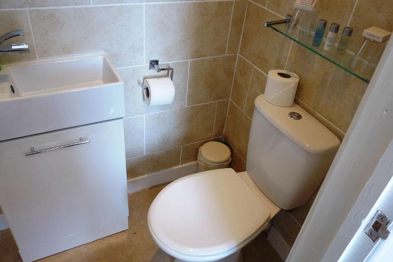 Aaran Guesthouse - Oda