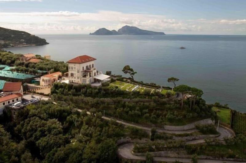 Villa Angelina - Genel