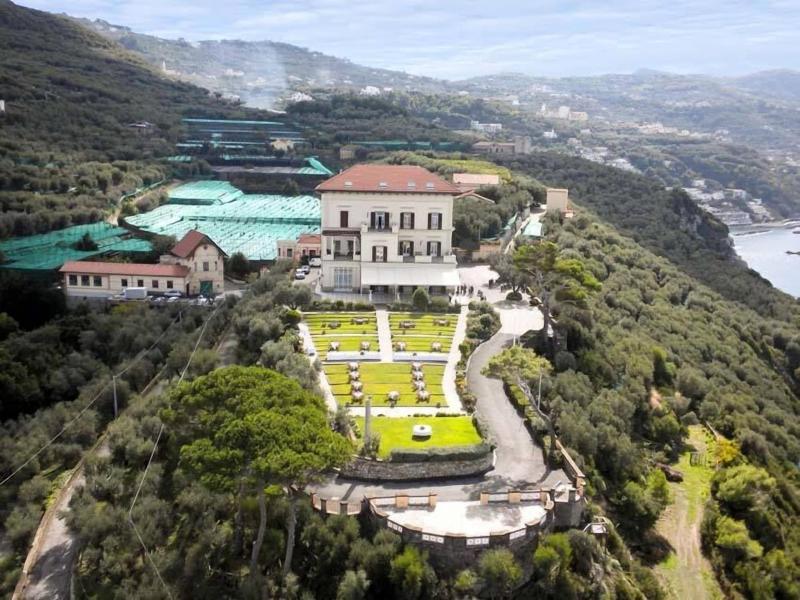 Villa Angelina - Genel