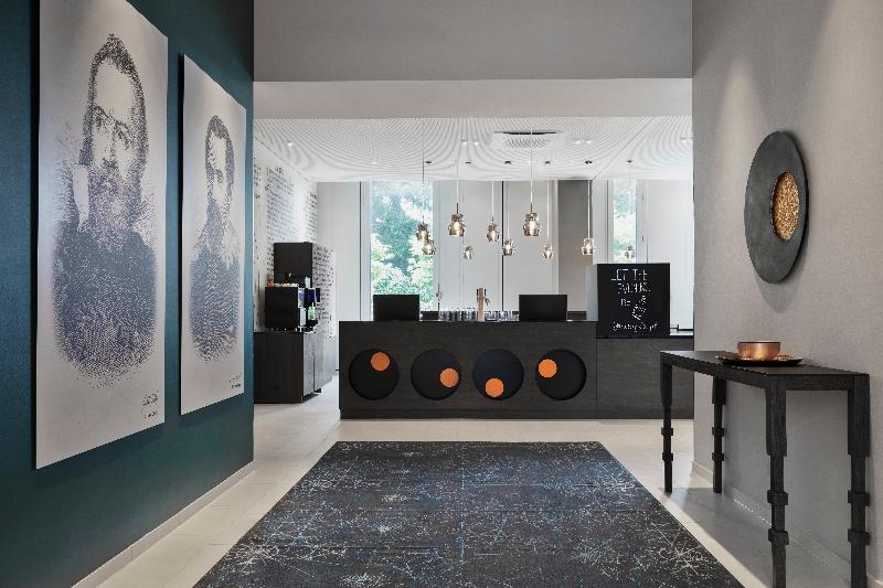 Stellaris Apartment Hotel - Lobi