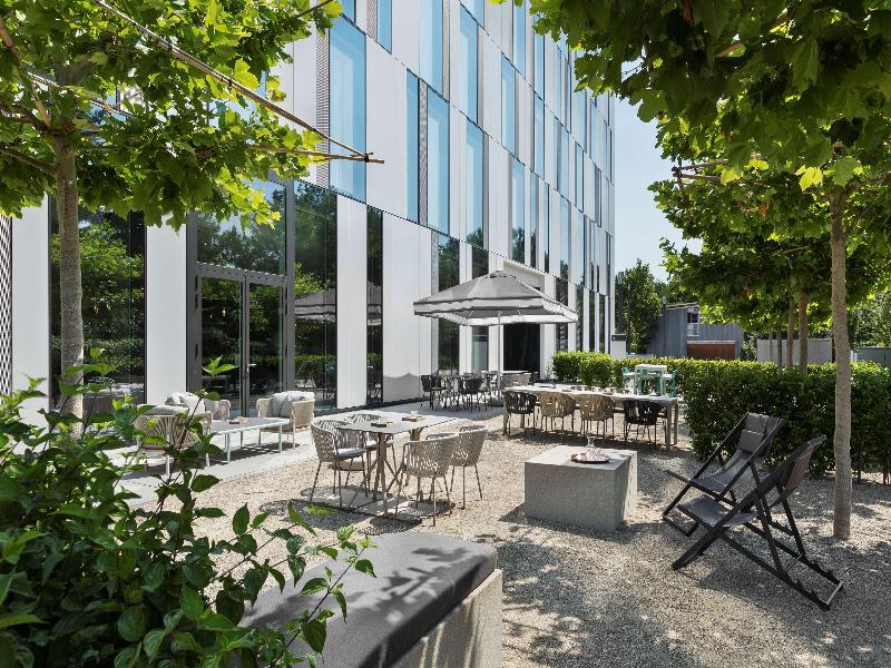 Stellaris Apartment Hotel - Aktivite
