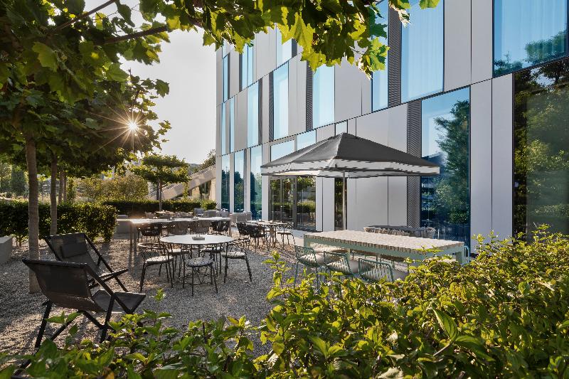 Stellaris Apartment Hotel - Teras