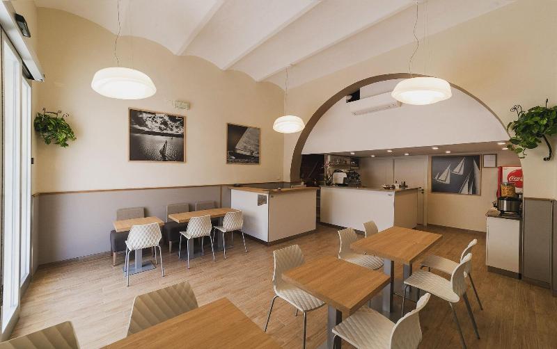 Hotel Alfiero - Lobi