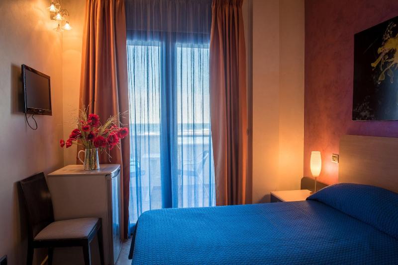 Hotel Mirage - Oda