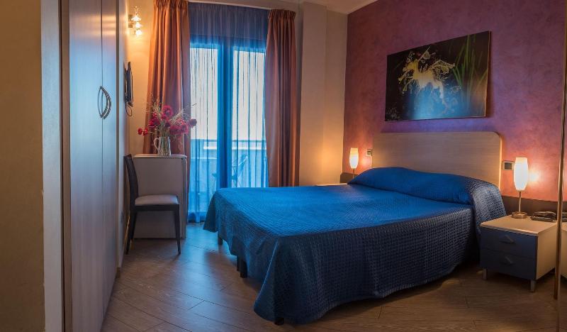 Hotel Mirage - Oda