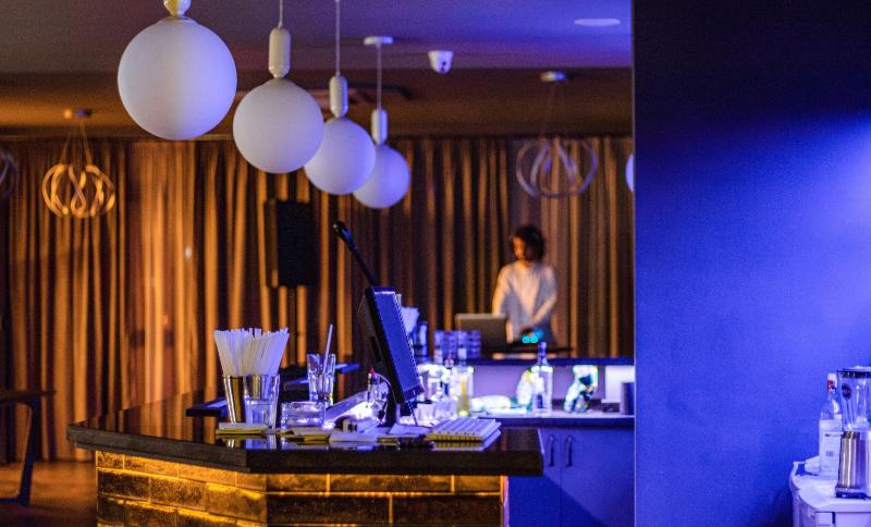 TM Apart Hotel - Bar