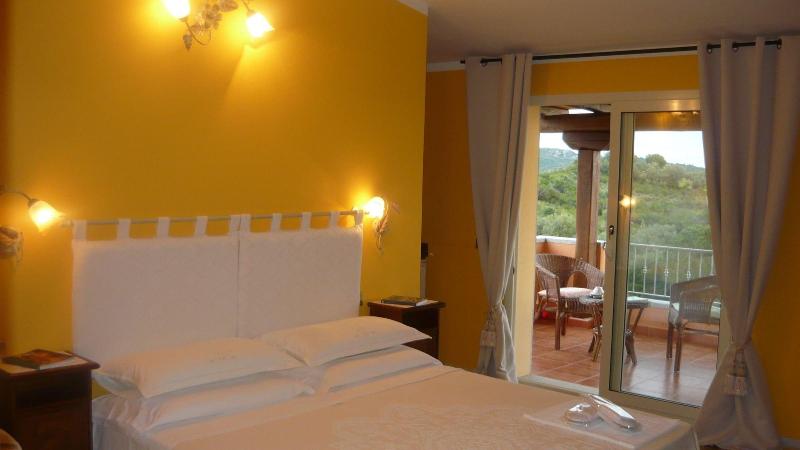 B&b Li Muntigeddi - Oda