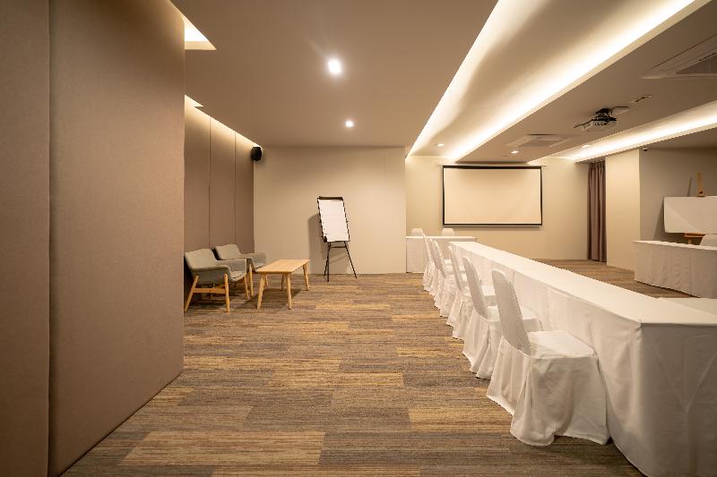 The Rise Suites Hotel Chiang Mai Sha Extra Plus - Toplantı