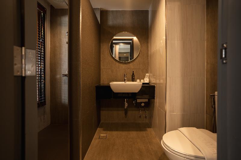 The Rise Suites Hotel Chiang Mai Sha Extra Plus - Oda