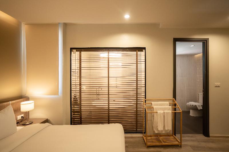 The Rise Suites Hotel Chiang Mai Sha Extra Plus - Oda