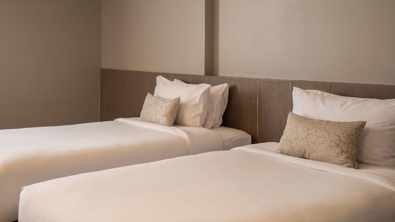 The Rise Suites Hotel Chiang Mai Sha Extra Plus - Oda