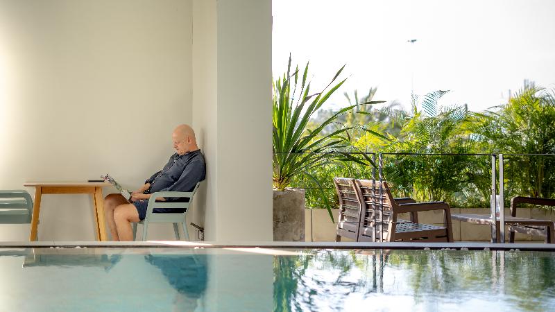 The Rise Suites Hotel Chiang Mai Sha Extra Plus - Havuz