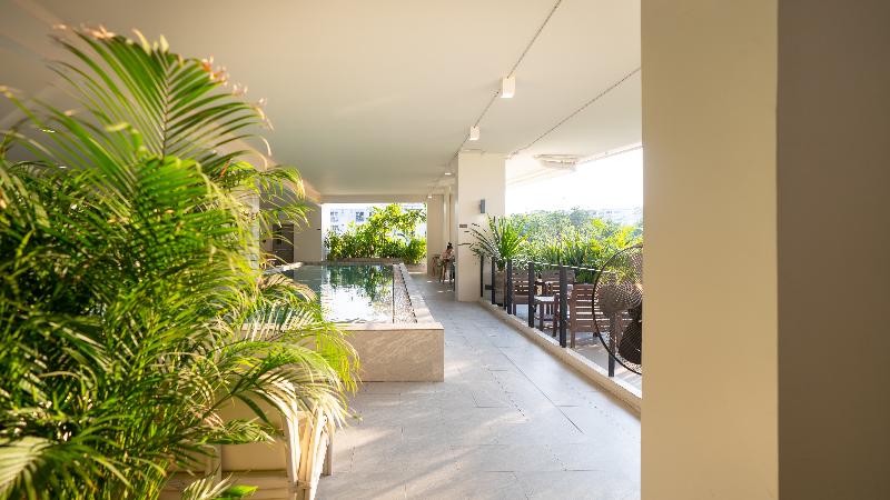 The Rise Suites Hotel Chiang Mai Sha Extra Plus - Havuz